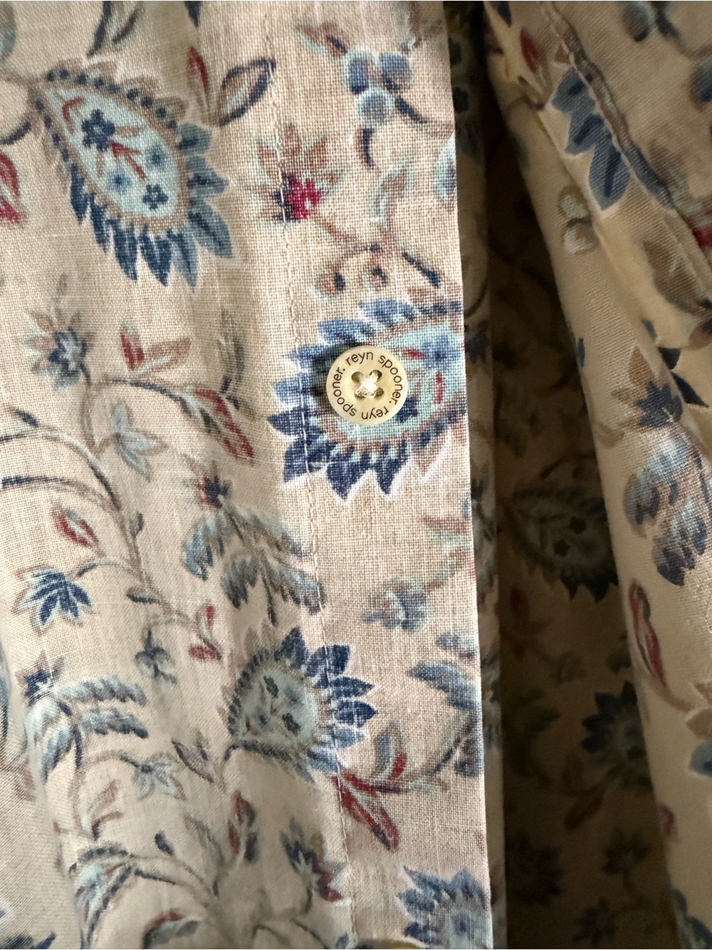 Vintage Men’s Reyn Spooner Hawaiian Shirt Paisley Floral Print Creamy Yellow XXL - Picture 5 of 6
